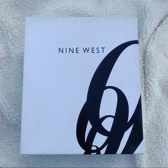 Nine West | Red & Brown | Size: US 7.5 - Picture 2 of 7